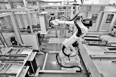 智能制造驅動光伏產(chǎn)業(yè)革新 技術開發(fā)新篇章